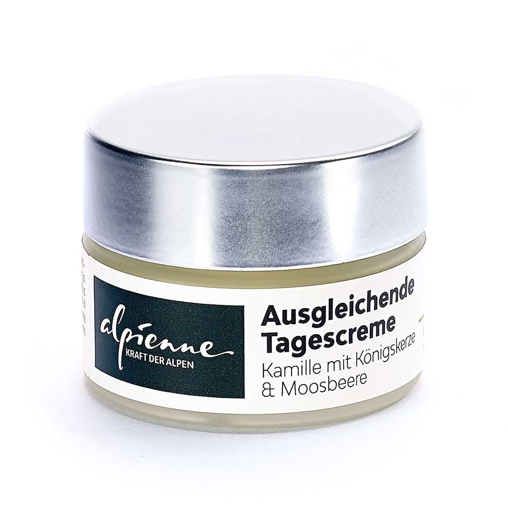 ausgleichende-tagescreme-15-ml.jpg